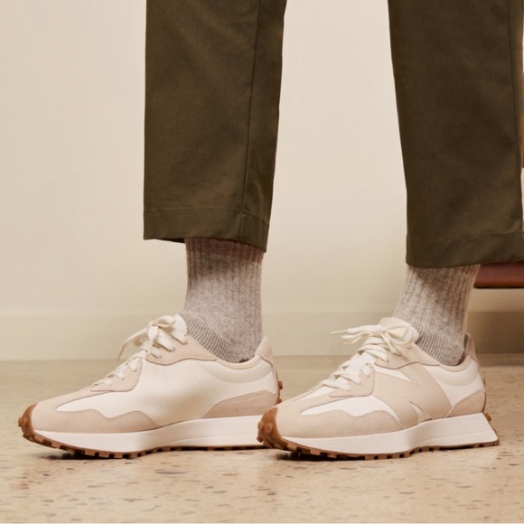 New Balance Shoes - New Balance Womens 327 Casual Sneakers Ws327NKD